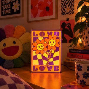 Retro Flower Power LED Lamp, Groovy Room Decor, Aesthetic Lover Gift, 70's Style Home Decor