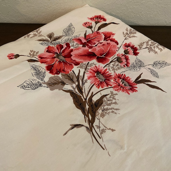 Vintage Sun Glo NWT Oblong 52 x 70 Hand Painted Royal Iris Pink Red Floral Mid Century Cottagecore
