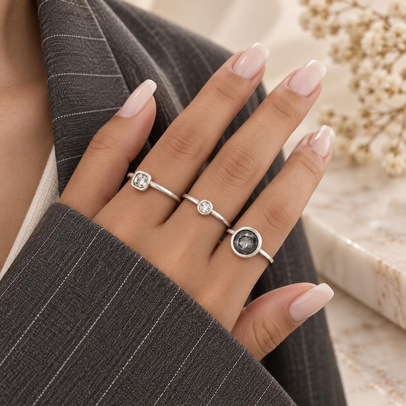 Silverringset, minimalistiska stapelbara ringar, 3-delat nätt ringset, moderna vardagssmycken, present till henne bild 6