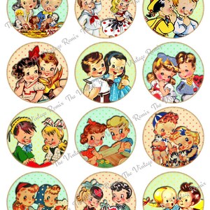 Puede incluir: Conjunto de 12 pegatinas redondas de estilo vintage con ilustraciones de ni&ntilde;os en varias escenas. Las pegatinas tienen un fondo de lunares verde claro y blanco con un borde marr&oacute;n. Los ni&ntilde;os se representan en varias poses, incluyendo tomarse de la mano, jugar con juguetes y compartir regalos.