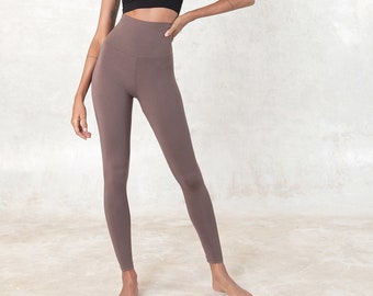 High-Waisted Bamboo Yoga Pants: Fold-Over Waistband