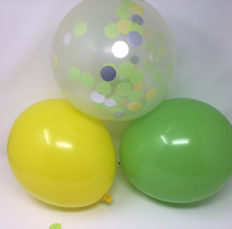 Dinosaur party Balloons Dinosaur Party Decorations Dinosaur party decor 1st birthday party Dinosaur party 12 tropical Balloon bunch