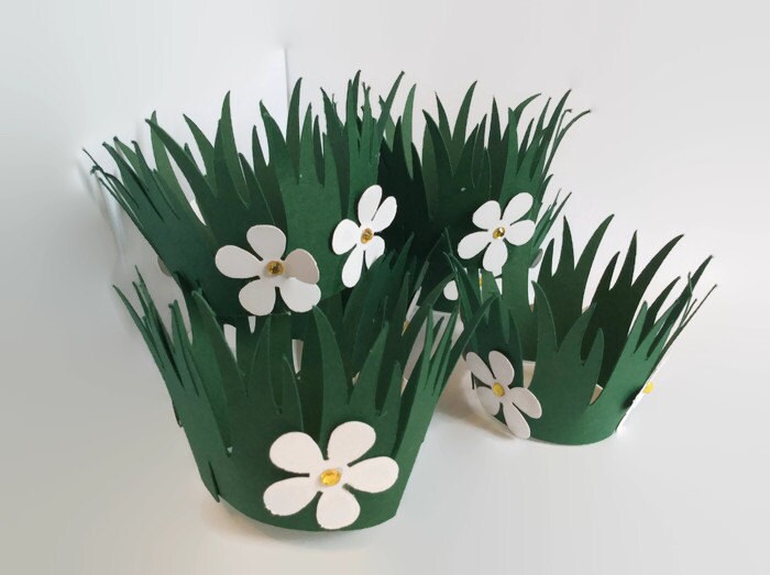 12 Grass Cupcake Wrappers Jungle Cupcakes Floral Cupcakes Etsy