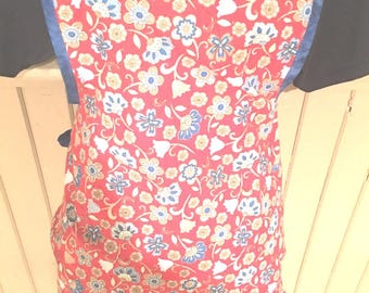 Apron with flowers