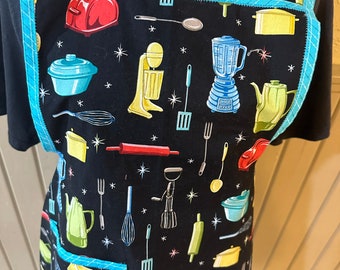 Apron with retro kitchen appliances, Vintage style apron, 1950s style apron, vintage theme kitchen apron, kitchen theme apron,