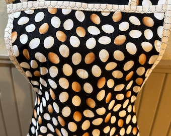 Great gift idea with egg theme apron, chicken theme gifts, food theme gifts, kitchen apron, hostess gift, housewarming , chicken lover gift