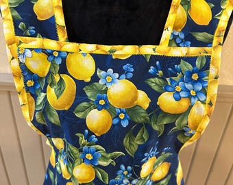 Apron with Lemons, Spring theme Apron, Hostess gift, housewarming gift, Gifts