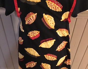 apron with pies, bakers theme apron, vintage style apron, women’s apron, gifts fir bakers, apron, hostess gift, housewarming gift!