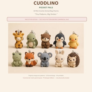 Peut inclure: Dix mini breloques de sac en crochet en forme d'animaux, intitulées CUDDLINO POCKET PALS. La collection comprend une girafe, une tortue, une loutre, un pingouin, un canard, une grenouille, un renard, un koala, un lapin et un hérisson.