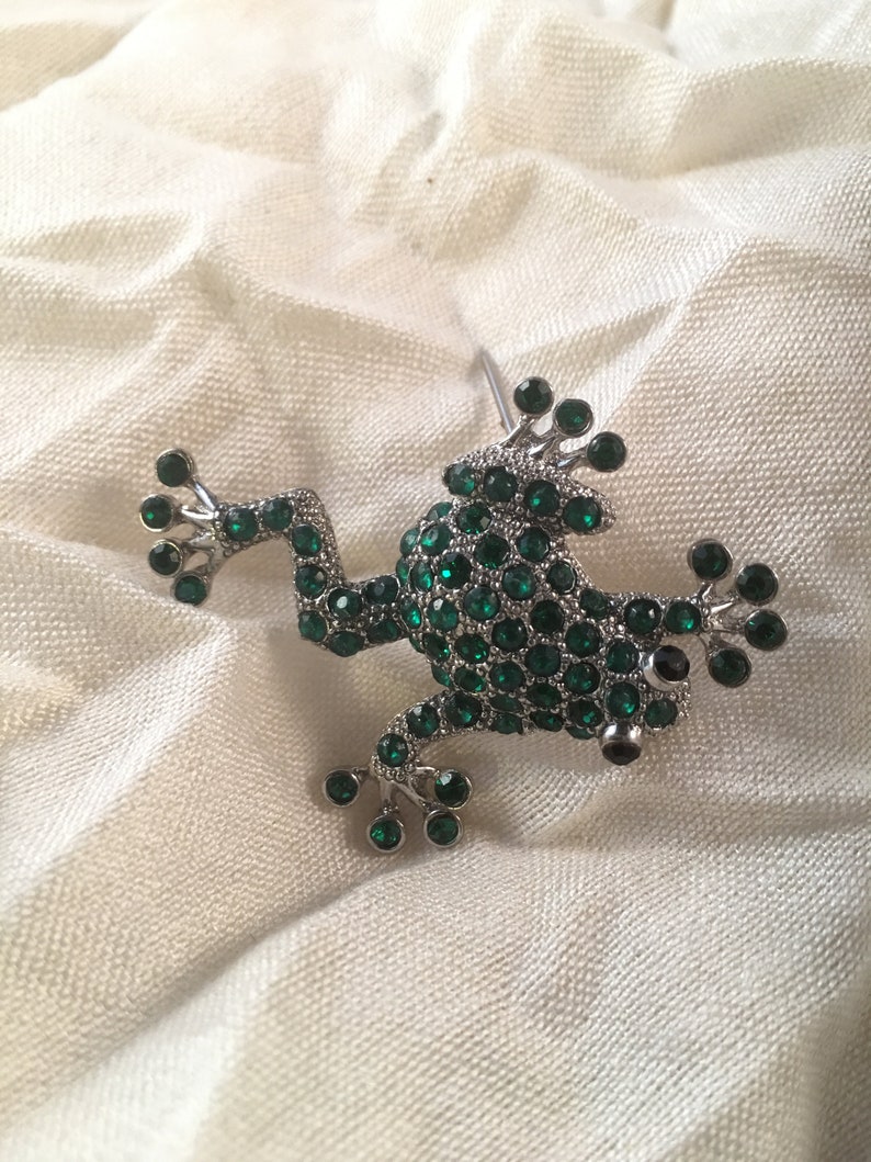 Vintage Frog rhinestone pin Liz Claiborne