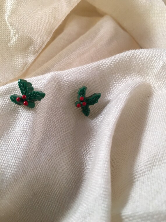 Vintage Holiday- Mistletoe earrings - image 3