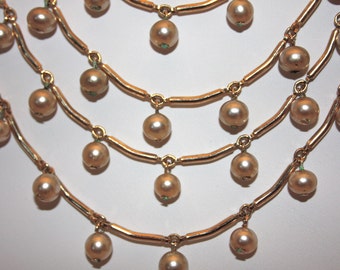 Vintage necklace faux pearl
