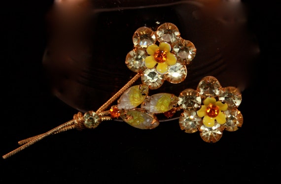 Daisy Flower Vintage Brooch - image 2