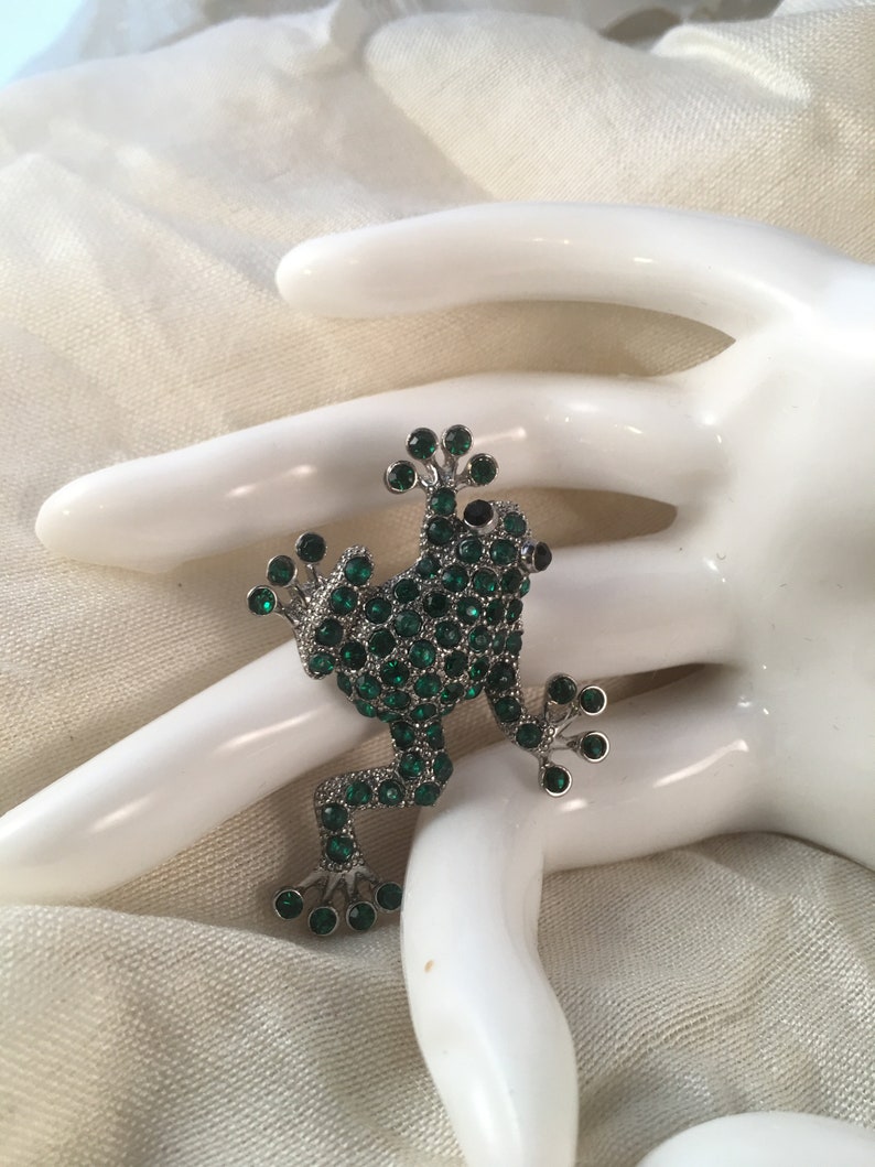 Vintage Frog rhinestone pin Liz Claiborne