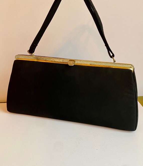 Vintage handbag black retro