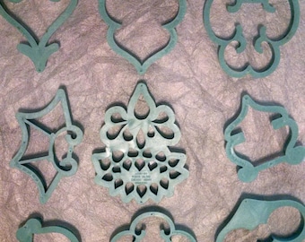 Set of 9 beautiful vintage aqua blue fancy Wilton cookie cutters - free ship