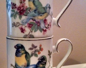 Set of 2 Royal China bird mugs