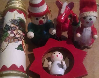 Set of 5 wooden ornaments, free ship