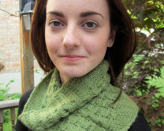 KNITTING PATTERN: Woven Circles Cowl, Instant PDF Download