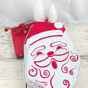 Vintage NOS Disposable Aluminum Santa Pan