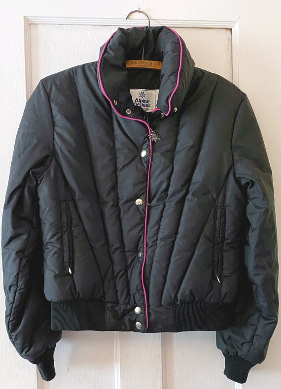 Vintage 80’s Black and Magenta Ski Jacket - image 1