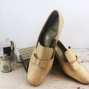 Stunning 1940&#39;s Women&#39;s Gold Sparkle Heels