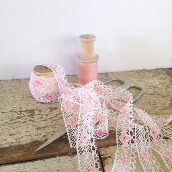 Pretty Pink and White Vintage Trim