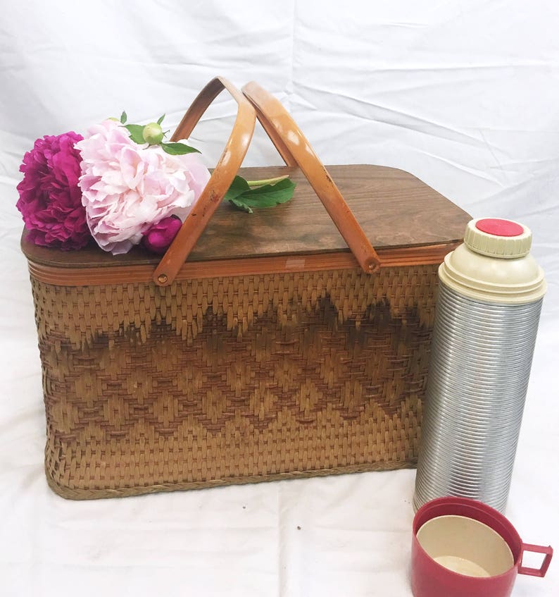 Large Vintage Picnic Basket Etsy