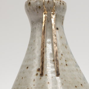 14k Gold Fill Bar Dangle Earrings: Minimalist Hammered Leverback
