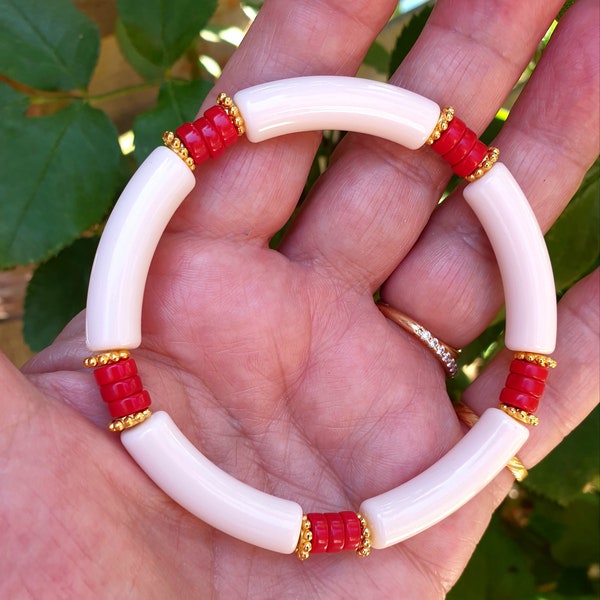 bracelet tons blanc-rouge connecteurs en résine 8mm de largeur perles heishi.