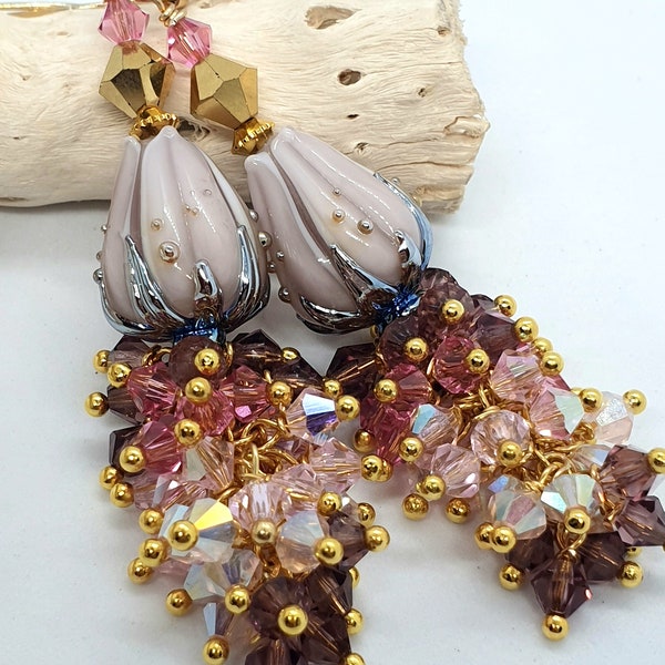 Jolies boucles d'oreilles perles en verre filé de Murano perles swarovski parme rose  apprêts dorés.