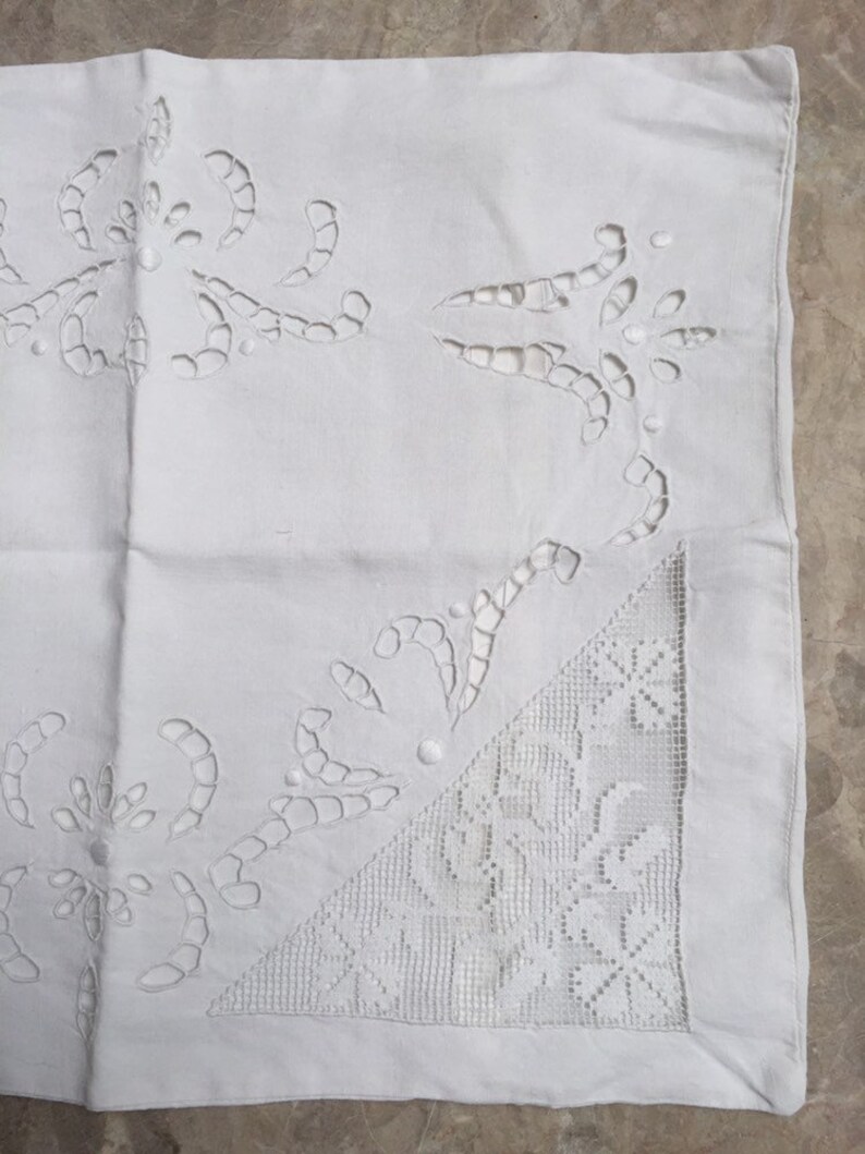 Antique pillowcase pillowslip cover handmade fine linen lace Richelieu baby cushion white shabby chic sofa seat bourgeoise home boudoir deco