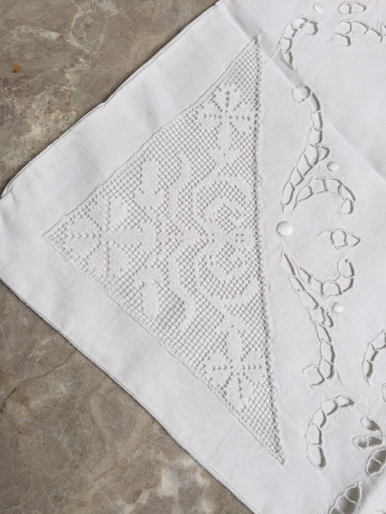Antique pillowcase pillowslip cover handmade fine linen lace Richelieu baby cushion white shabby chic sofa seat bourgeoise home boudoir deco