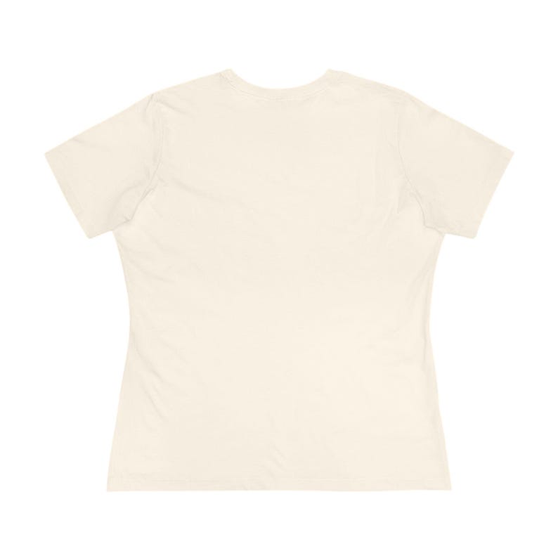 T-shirt femme « Elle l’a construit, elle n’est pas née chanceuse », cadeau pour entrepreneuse, t-shirt à message gravé sur lino, TINNKEO image 6