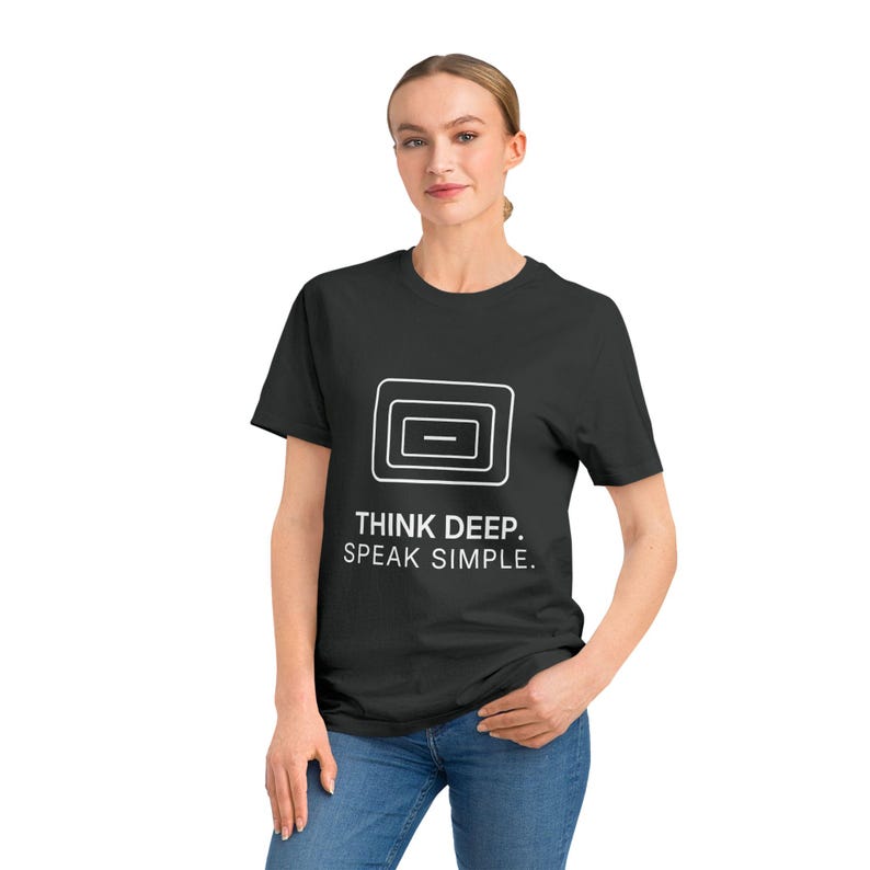 Pense profundamente. Fale de forma simples. Camiseta | TINNKEO imagem 7