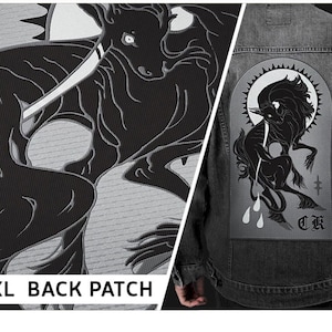 Pode incluir: Etiqueta bordada em preto e branco de uma criatura mítica com halo e lágrimas pingando. A etiqueta é costurada em uma jaqueta de jeans preta. O texto "XL BACK PATCH" é visível abaixo da imagem.