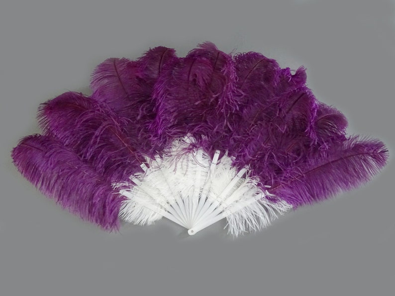 Burlesque white two layer Ostrich Feather Fan 30/" x 54/" with Travel leather Bag