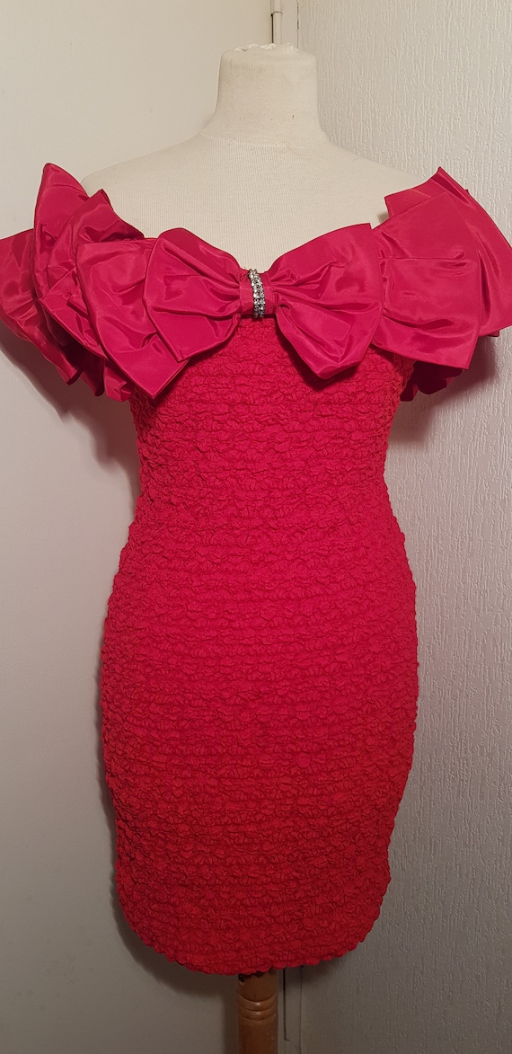 robe rouge 80 vintage