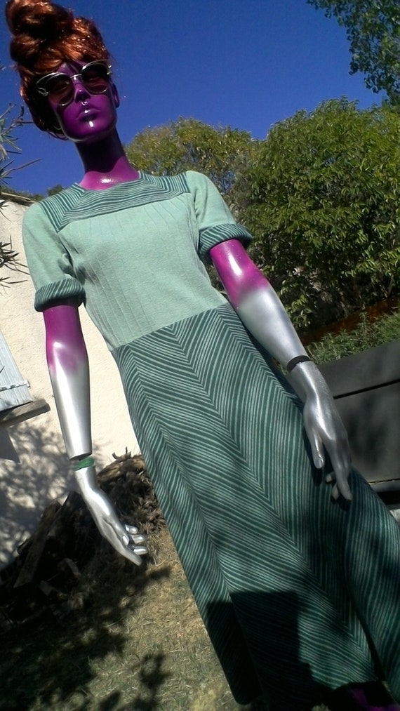 light green mint vintage 70S wool dress