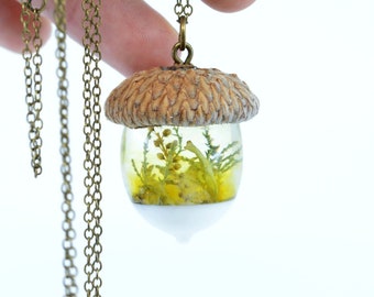 Acorn resin pendant, Plants and resin necklace, Terrarium pendant, Little winter wonderland, Botanical necklace, Cup of tea pendant