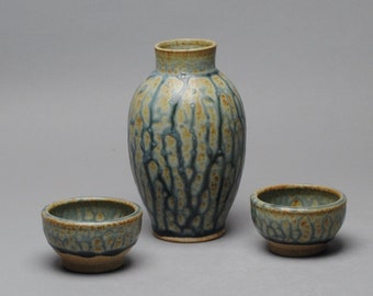 Sake Whiskey  Set  with Two Cups Blue Ash W 76