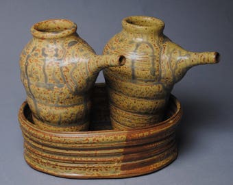 Stoneware Oil and Vinegar Set with Tray H60