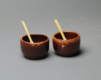 Clay Salt and Pepper Cellar Bowls with Wood Spoons V 57