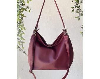 Slouchy Frauen Umhängetasche aus weichem rotem Leder - Crossbody Hobo Geldbörse - Rote Ledertasche - Weiche und slouchy rote Handtasche - Leder Hobo Bag