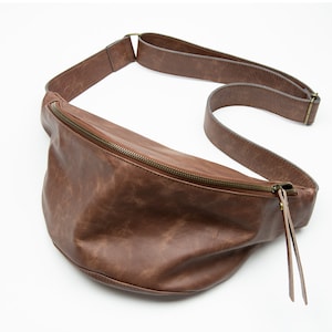 Sac banane en cuir marron - Sac poitrine unisexe - Sac à bandoulière en cuir - Sac banane en bandoulière - Sac banane en cuir marron - Petit sac à bandoulière unisexe