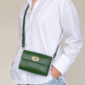 Small Leather Crossbody Purse - Vintage Green Leather Crossbody Bag – Handmade Genuine Leather Purse – Belt bag - Clutch for Women - Gift