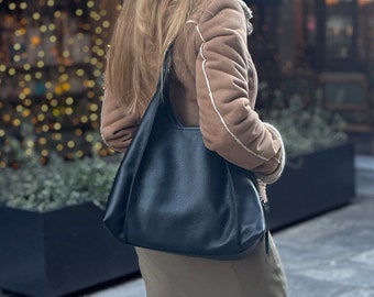 Black leather hobo bag -Black hobo purse -Sling hobo bag -Women's shoulder bag -Soft and slouchy black handbags -Black shoulder bag -Gift