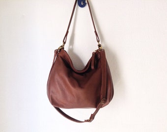 ショルダーバッグ・ポシェット OPENING SUNSHINE Side detail ribbon hobo bag brown Jena Buckle Hobo Shoulder Bag Cognac Leather with Croc