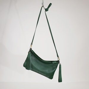 Bolso pequeño de cuero verde para mujer - Embrague cruzado suave - Embrague de cuero verde - Bolso de pulsera pequeño - Monedero - Bolso de bolsa verde