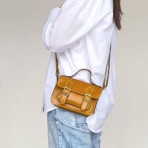 Mini bolso bandolera de piel para mujer – Monedero estructurado hecho a mano con hebillas, estilo vintage, bolso con asa superior – Artesano griego - Regalo
